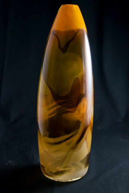 Chardonnay vase 1